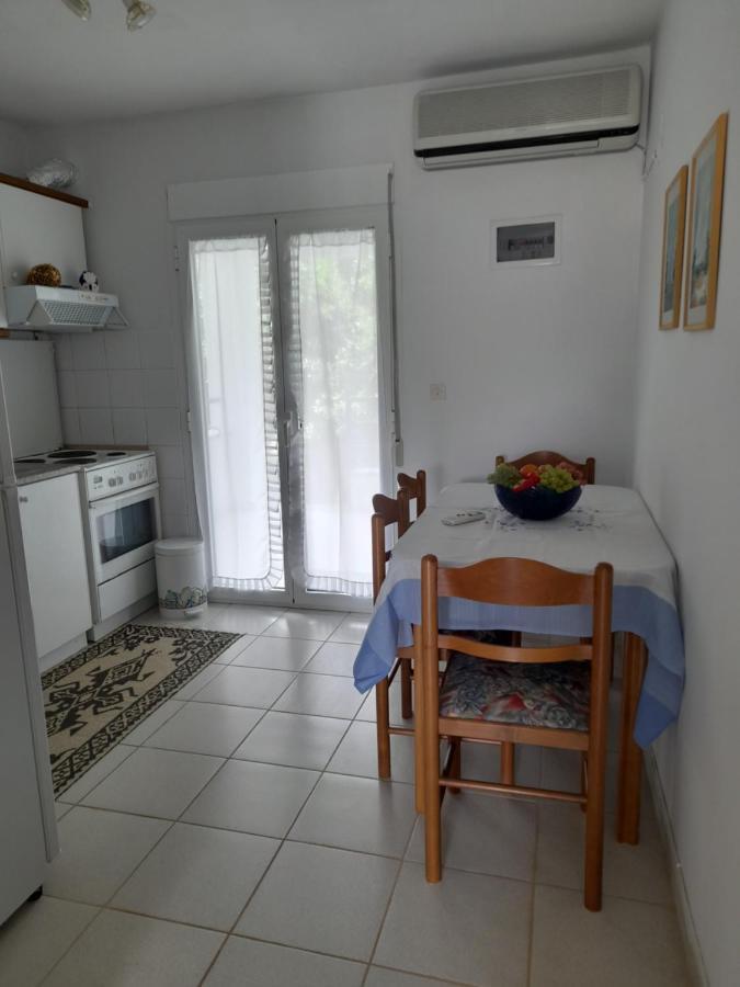 Maisonette Basilissa Nea Poteidaia Exteriör bild
