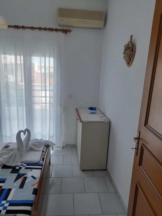 Maisonette Basilissa Nea Poteidaia Exteriör bild