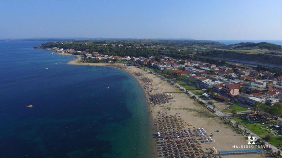 Maisonette Basilissa Nea Poteidaia Exteriör bild